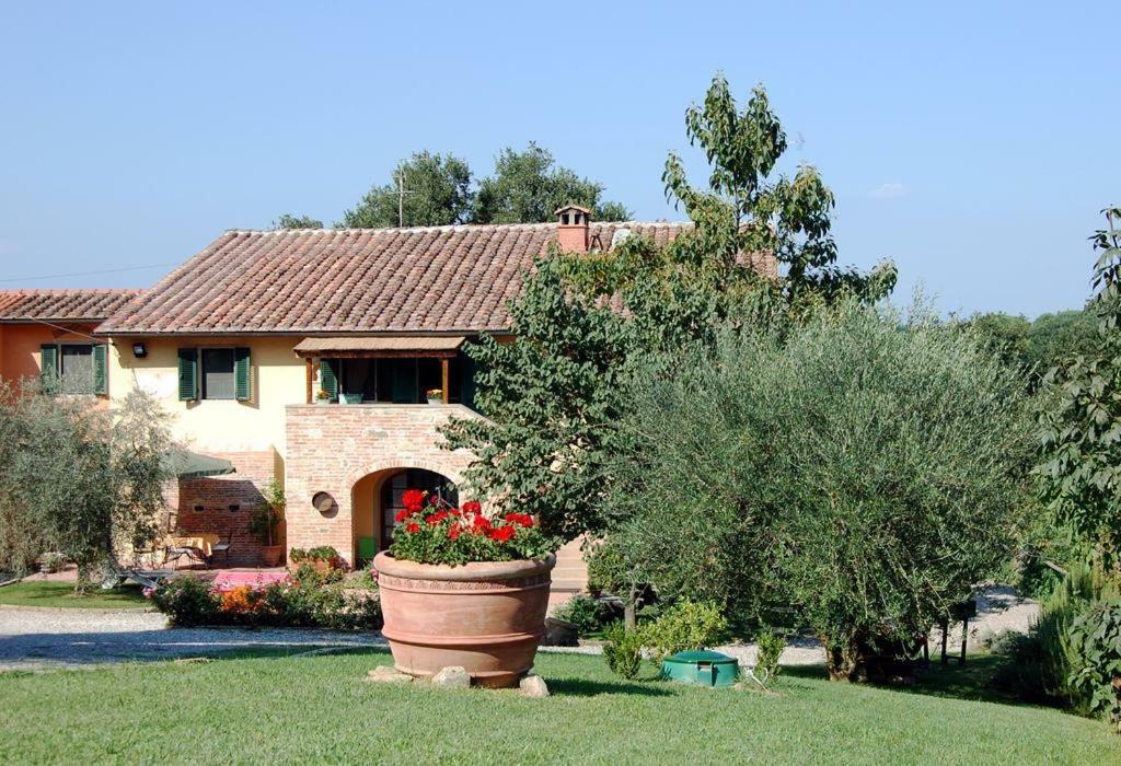 Agriturismo Le Querce 帕拉亚 外观 照片